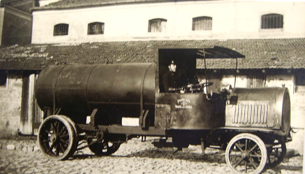 Pozarnikarno vozilo