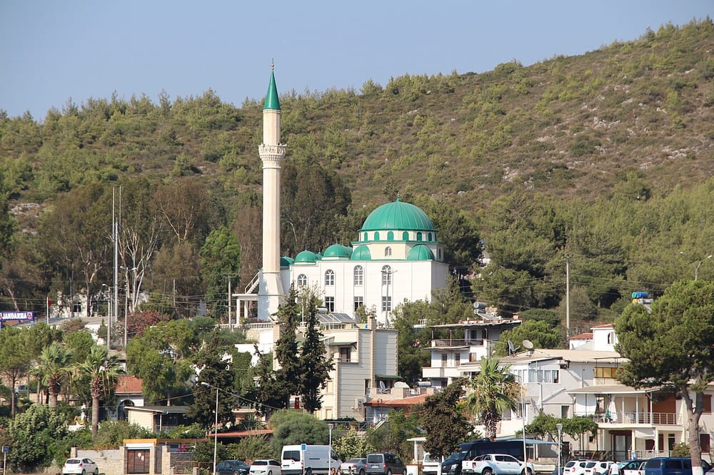 Avioni qeveritar kthen djalin që theu qafën në Bodrum