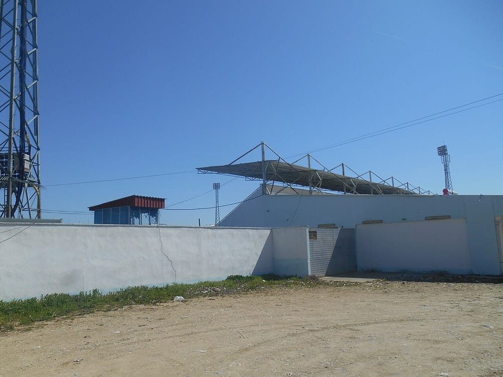 Bujqit e Strumicës bllokojnë rrugët, kërkojnë 50 denarë për kilogram ajvarka