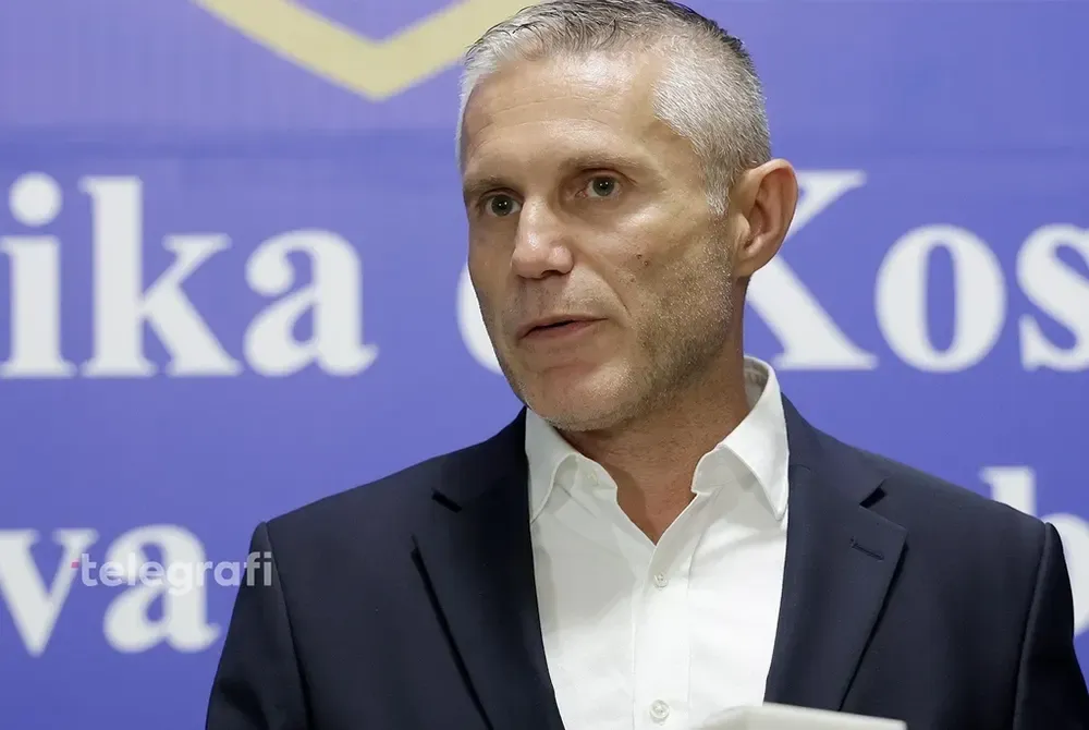 Ramadani kritikon qeverinë për blerjen e barnave nga Serbia
