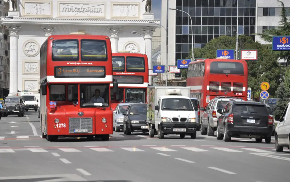 Autobusët e parë elektrikë mbërrijnë në dhjetor ose janar