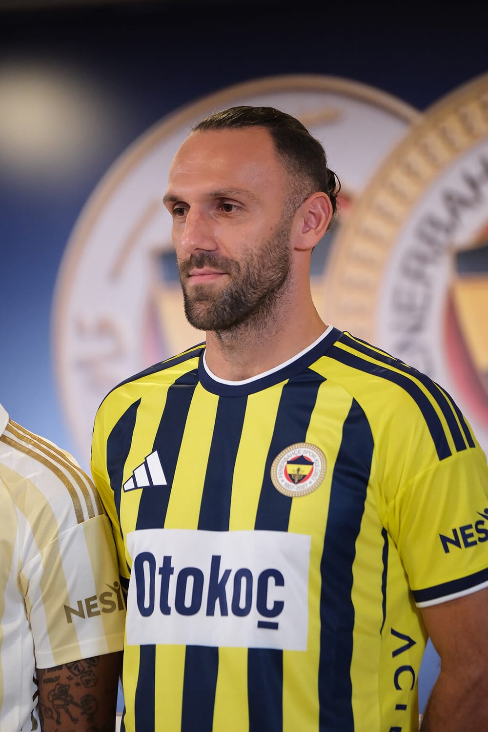 Fenerbahçe barazon 1-1 me Lyon, Muriqi startues