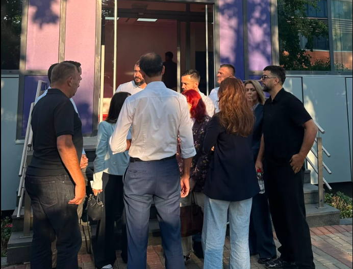 Tahiri: Kosova nuk është pronë e një partie politike
