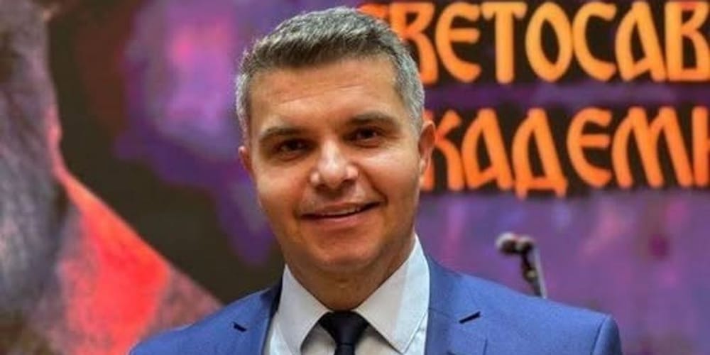 Kitanoviq i kerkoi falje kryeministrit