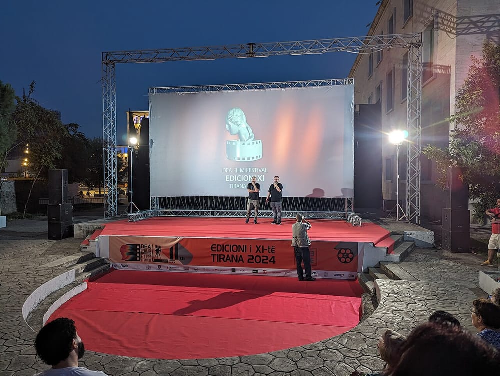 DEA OPEN AIR rikthehet me edicionin e 13-të në Tiranë, 40 filma nga 25 vende