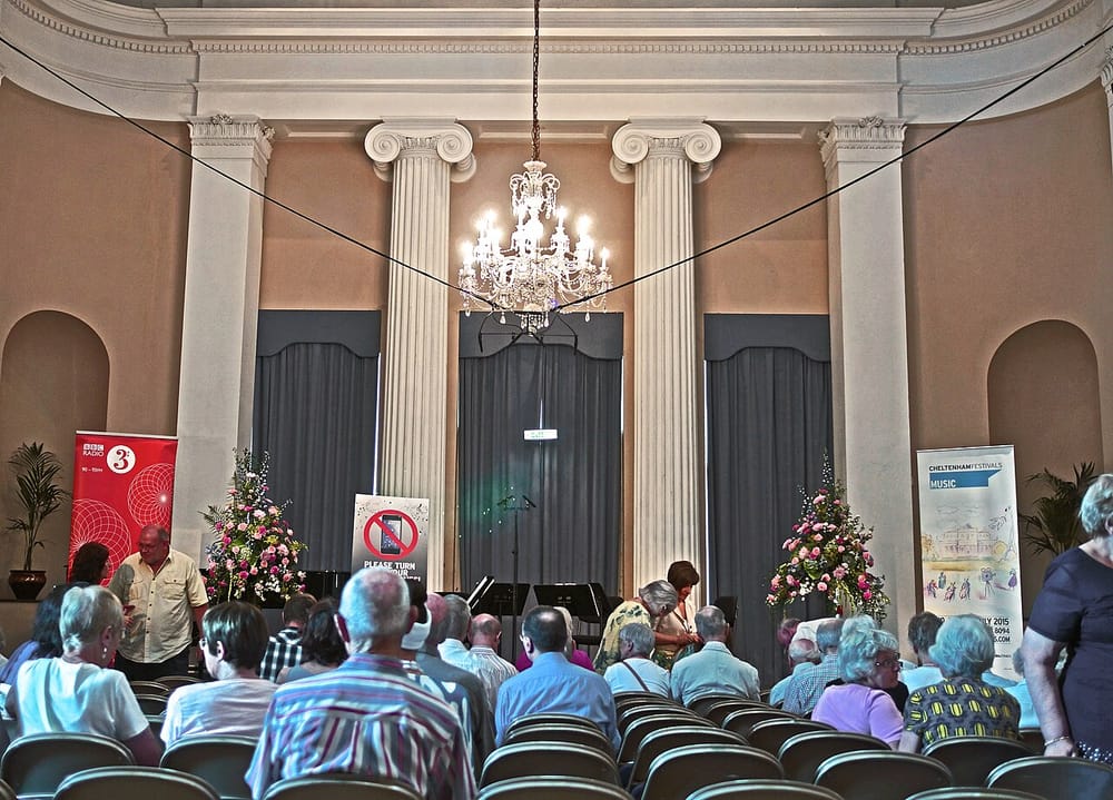 Ermira Babaliu kthehet në Pogradec me koncert