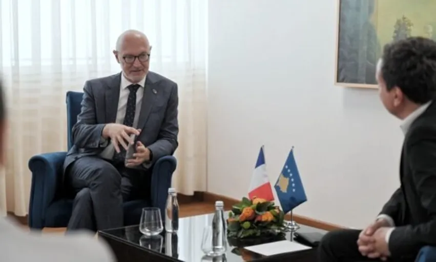 Kurti ndan vlerësime për partneritetin me Francën gjatë takimit lamtumirës