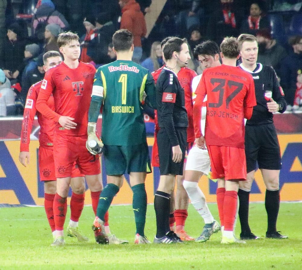 Ibrahimoviqi asiston në fitoren e Bayernit — 2:1 ndaj Aston Villas