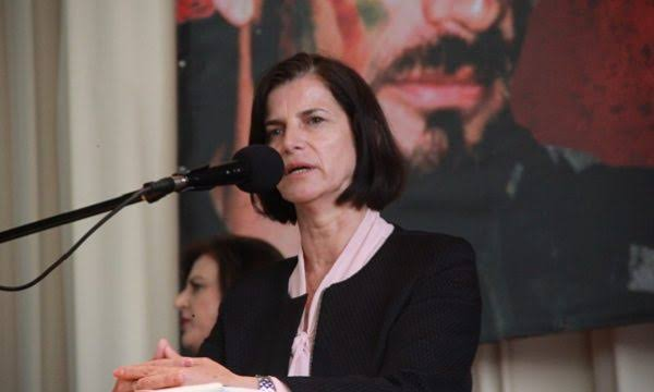Bashkëshortja e Agim Ramadanit përkrah Faton Bislimin për president