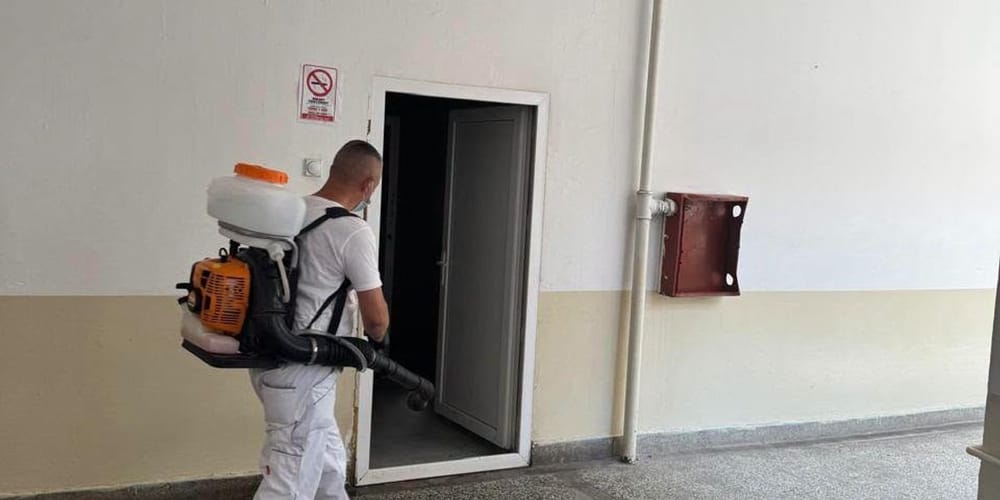 Shkollat pastrohen dhe dezinfektohen