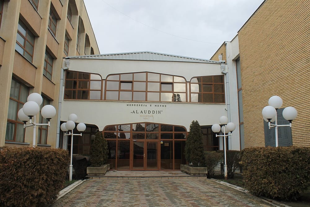 Medreseja Alauddin Prishtinë