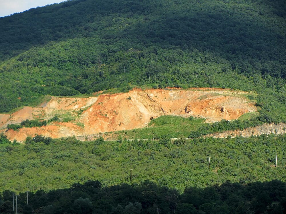Katër të rinj arrestohen në Tetovë e Gostivar