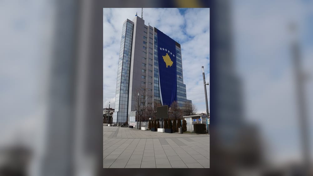 Kosova heq flamurin ukrainas pas deklaratës së Zelenskyt