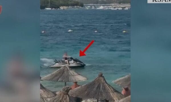 Ksamil: Hyn me Jet Ski te zona e pushuesve, gjobitet 500 mijë lekë