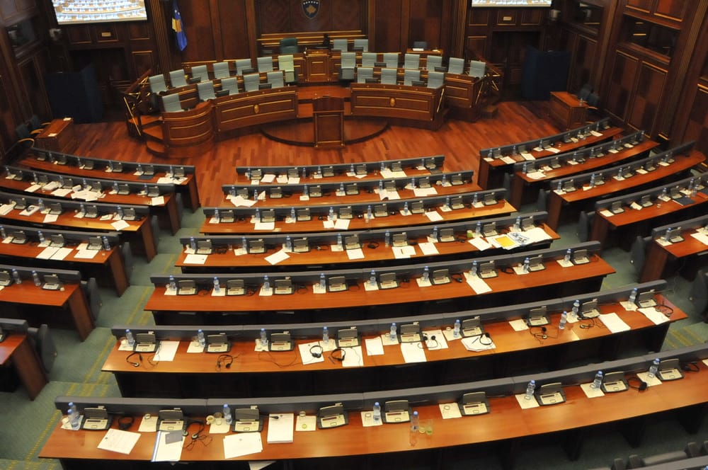 Deputetët e PDK-së prezantohen sot në Kuvend për zhbllokimin e institucioneve