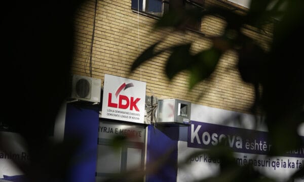 LDK-ja flet për marrëdhëniet me partitë opozitare dhe strategjitë