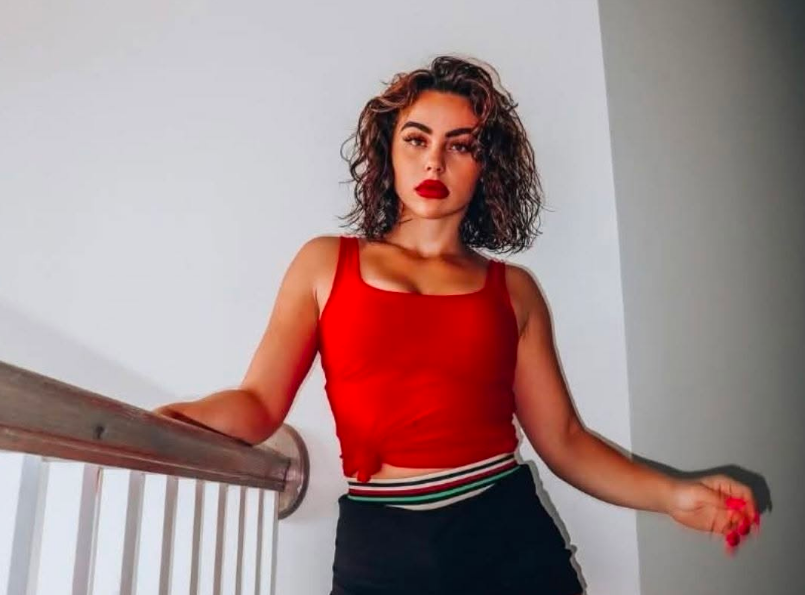 Linda Halimi shfaqet joshëse nga palestra në foton e fundit
