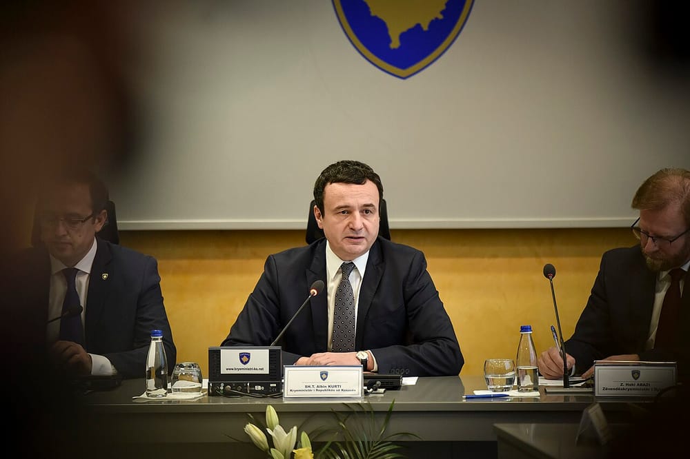 Marrëdhëniet Kosovë-SHBA, në nivelin më të ulët