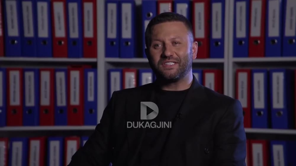Saime Isufi rrëfen takimin e parë me Kadri Zekën