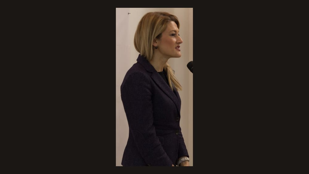 Mimoza Kusari-Lila viziton Panairin e Grave Ndërmarrëse në Prishtinë
