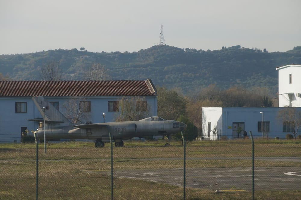 Ministria e Mbrojtjes: Procedura e avionëve zjarrfikës u zhvillua sipas ligjit