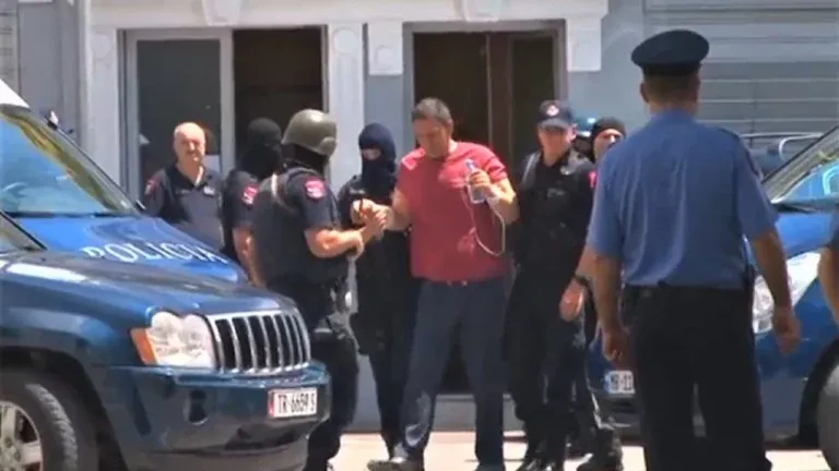 Ardian Çapja kërkon leje nga burgu pas vdekjes së nënës
