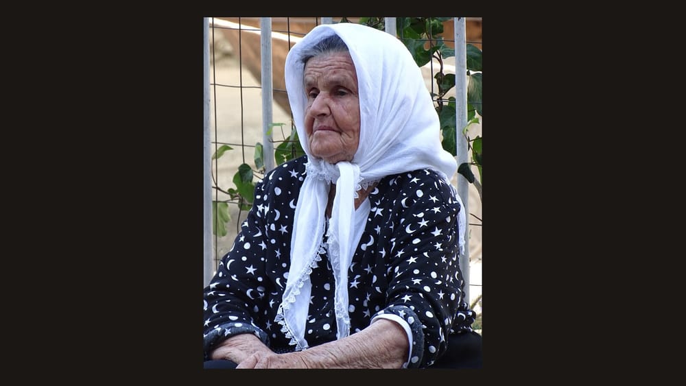 Ngurtësia e nyjave: 30–60 minuta tregojnë kur duhet te mjeku