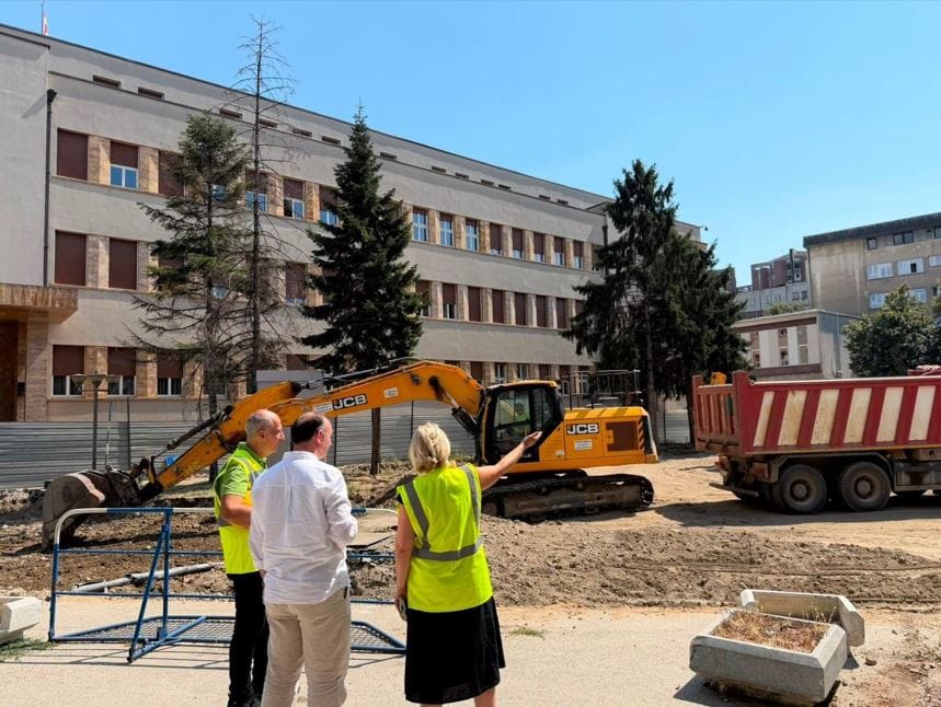 Kuvendi ndërton parking të ri për deputetët, kushton 1.6 milionë euro