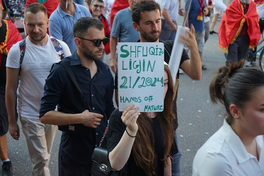 Protestuesit kërkojnë llogari nga SPAK-u për aferat e qeverisë