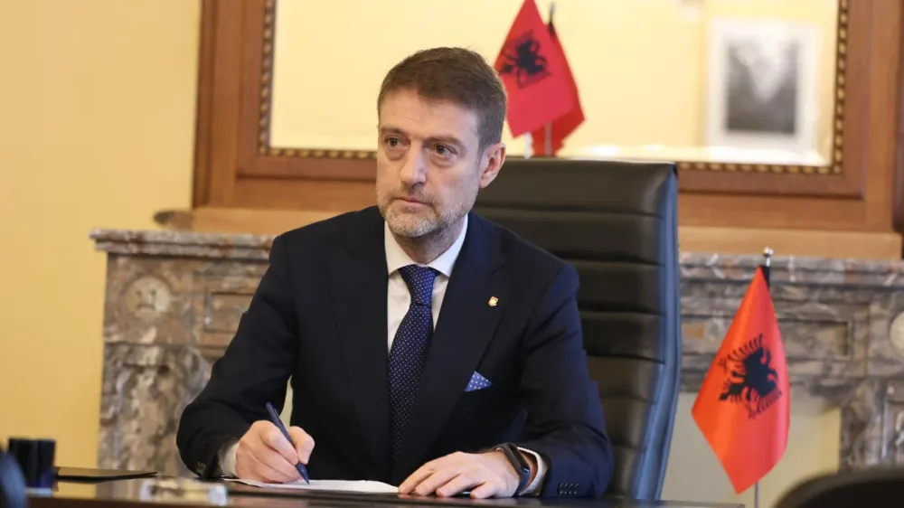 Hoxha: Nuk ka akuzë zyrtare ndaj Shqipërisë për Malin e Zi