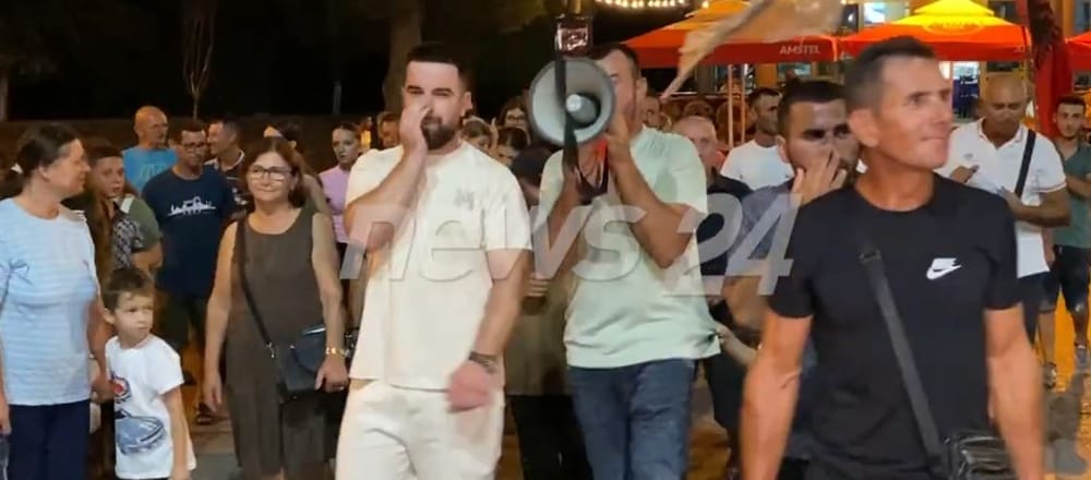 Divjaka në ditën e 22-të të protestës kundër shkrirjes me Lushnjën