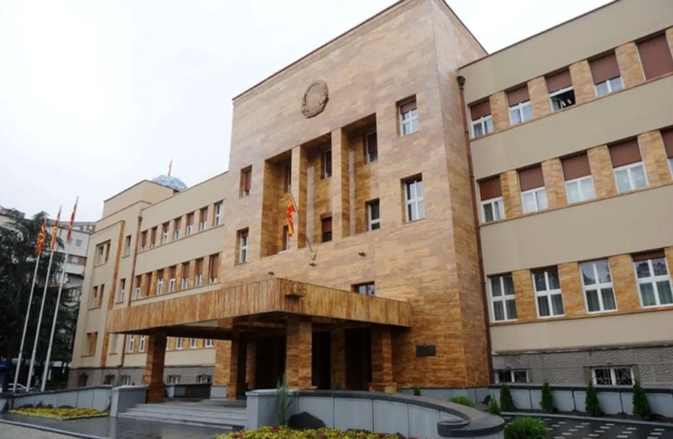 Kuvendi mohon pagesën e sigurimit shëndetësor privat për deputetët