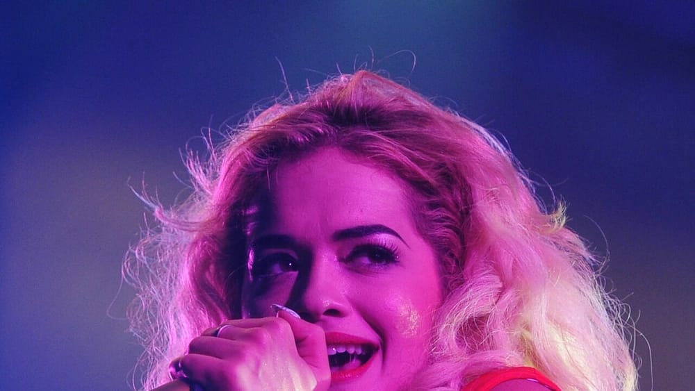 Rita Ora bashkëpunon me Lance Savali — publikohet kënga e re "Higher"