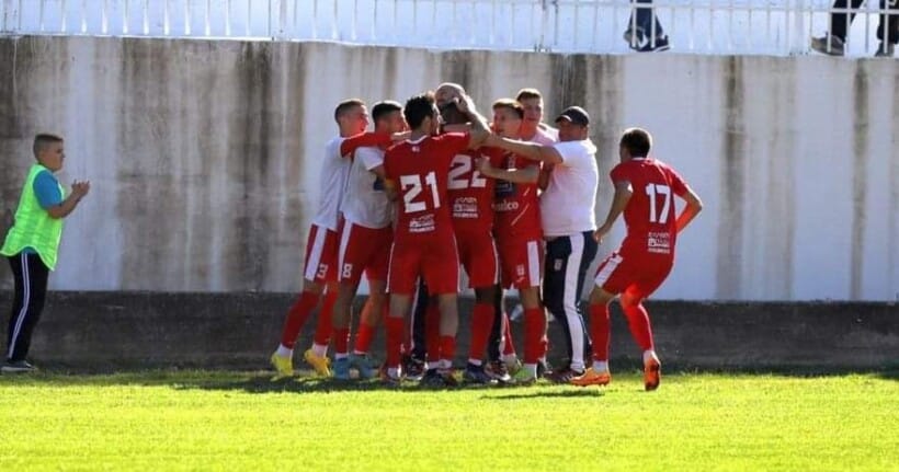 Tikveshi dënohet me 5 mijë euro për thirrje nacionaliste