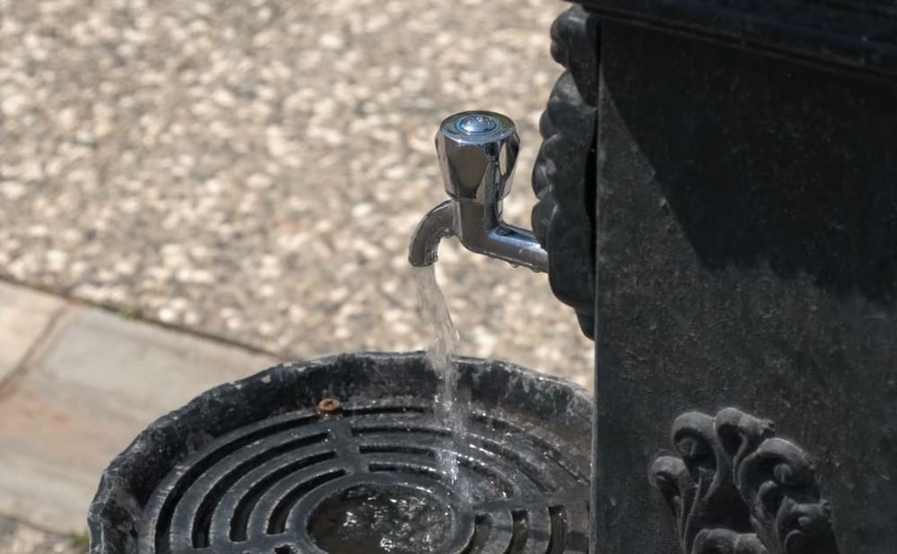 Uji në Shkup dhe Gostivar i sigurt, në katër fshatra të Tetovës i ndaluar