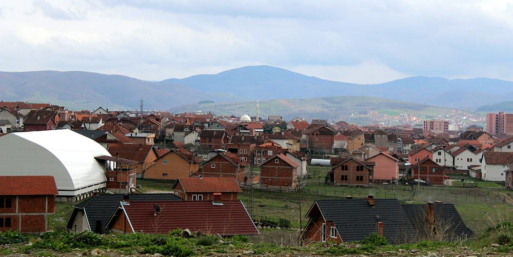 Vetura shpërthen në Gjilan, një person i lënduar rëndë