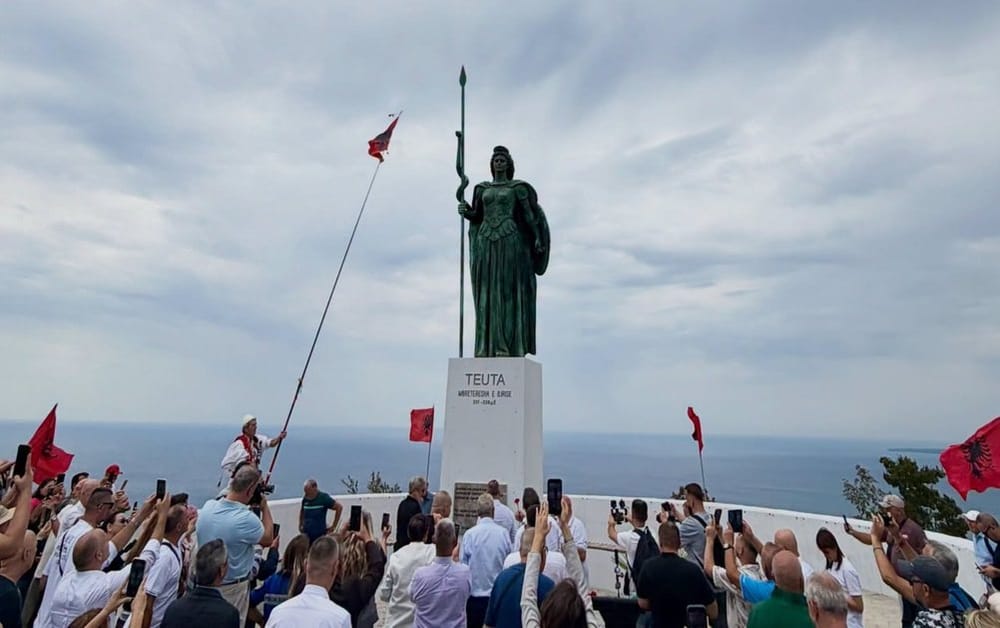 Monumenti i mbretëreshës Teuta vendoset në Shëngjin
