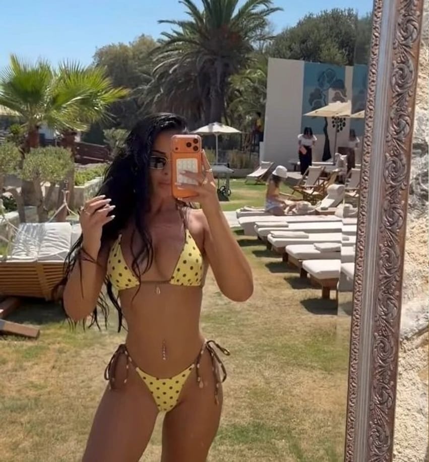 Kader Kicaj shpërnda fotot e pushimeve në Instagram