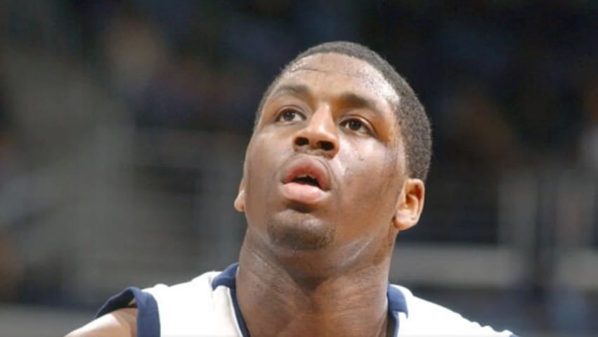 Humbin jetën ish-ylli i NBA-së Mike Sweetney dhe influencuerja Duda Alves