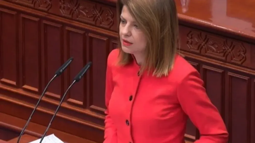 Llukarevska kërkon publikimin e raportit të skandalit të qumështit në parlament