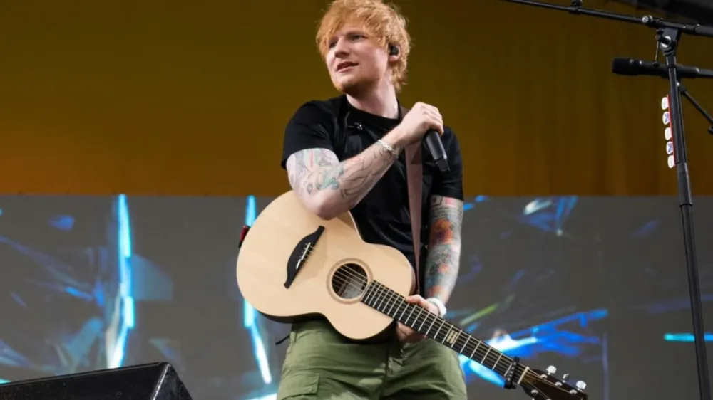 Ed Sheeran flet për Gazën pas largimit të Macklemore nga turneu