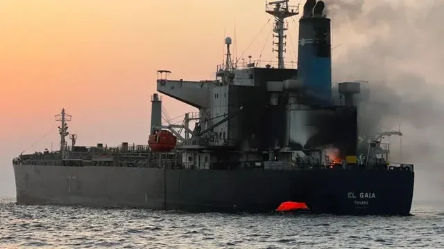 Omani: Dy marinarë të zhdukur pas sulmit ndaj cisternës në Hormuz