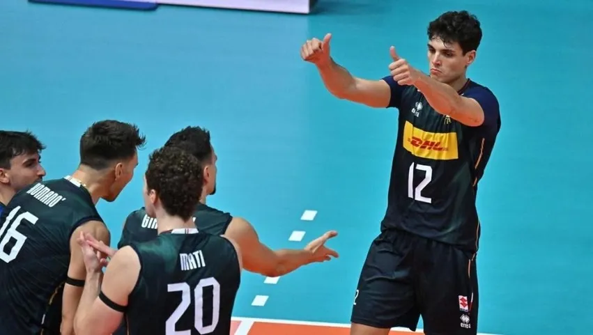 Italia mposht Sllovakinë dhe siguron kualifikimin në 1/8 e finales