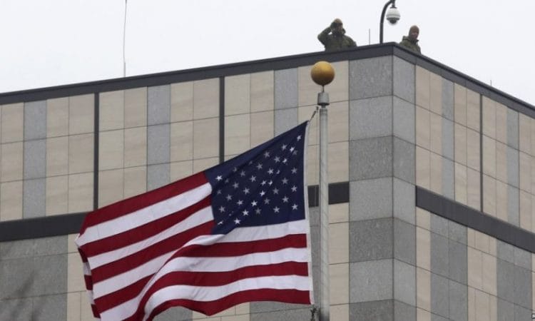 Ambasada amerikane shpreh gatishmërinë për bashkëpunim me institucionet