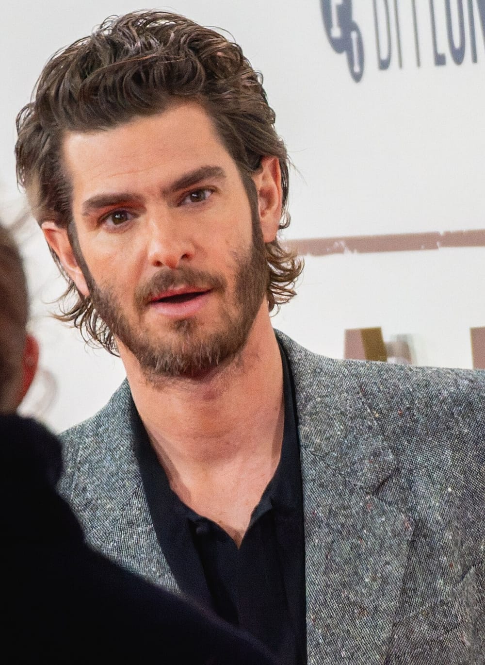 Filmi i ri i Andrew Garfield përfshihet në konfuzion marketingu