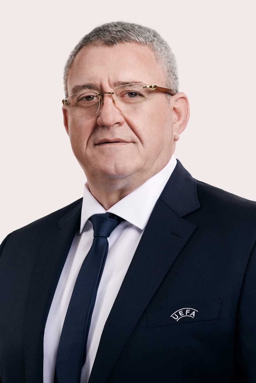 Armand Duka drejton mbledhjen e Komitetit të Medias të UEFA-s