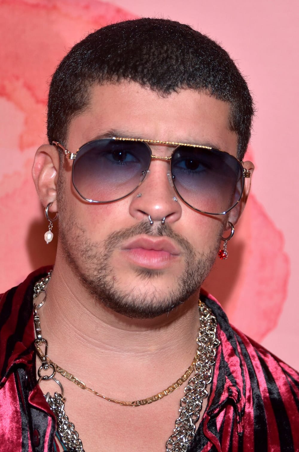 Bad Bunny fiton Emmy-n e parë, shfaqja e Super Bowl merr shtatë çmime