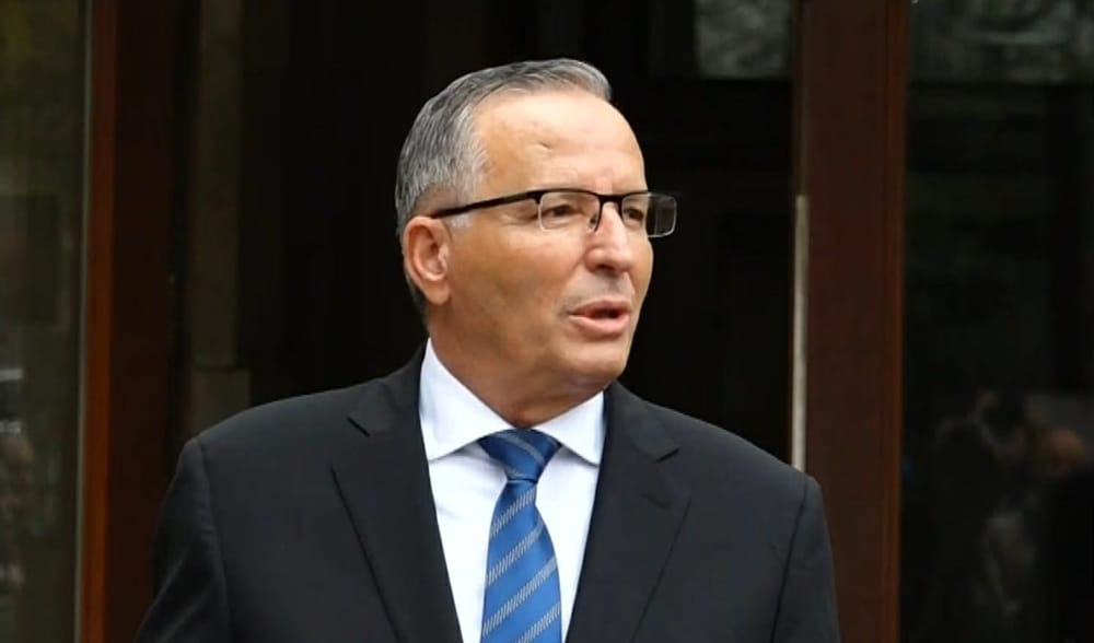 Hamza takon Kurtin, Abdixhikun dhe Gjinin pas vendimit të Hagës