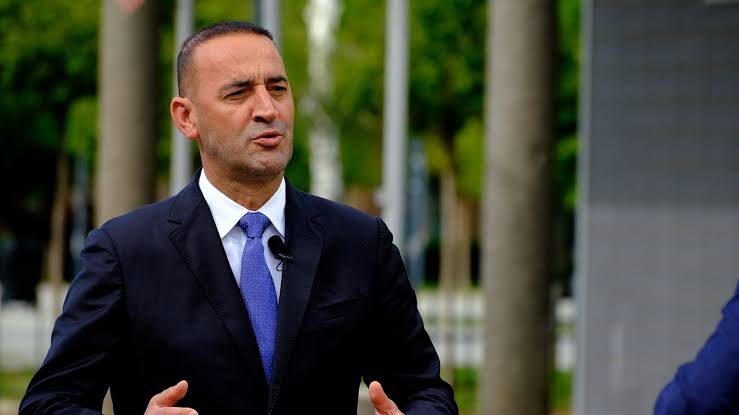 Daut Haradinaj vlerëson mërgatën për mobilizimin dhe protestat ndaj Hagës