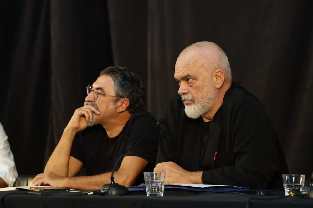 Rama diskuton bashkimin e Vlorës me Selenicën për reformën territoriale